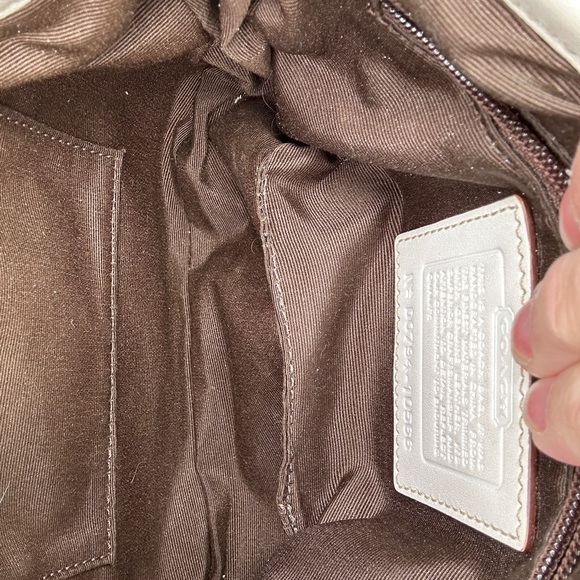 Coach Signature Turnlock Flap Crossbody Bag Khaki Brown White Trim Y2K 2007 - Picture 4 of 12